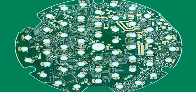 Capire i componenti elettronici di base su un circuito